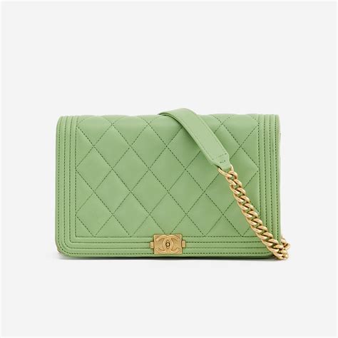 chanel boy green wallet|chanel boy wallet with chain.